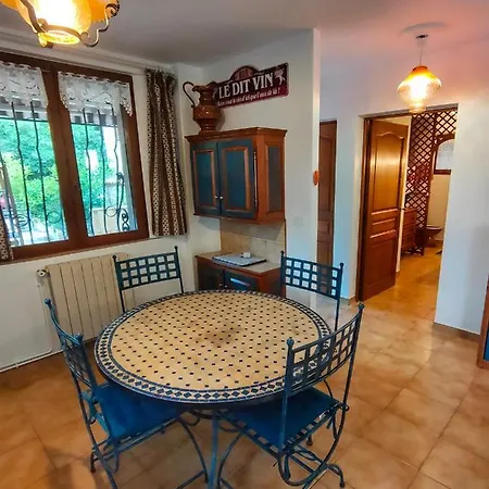 Escale Bord De Апартаменты